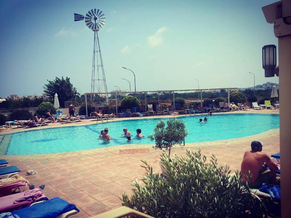 Photo of Others in Pernera
