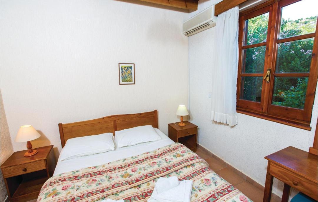 Photo of Bedroom in Miliou