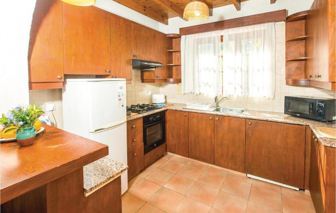 Photo of Kitchen in Miliou