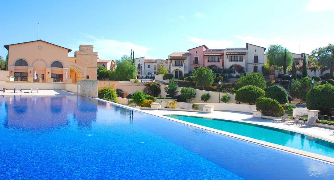 Photo of Others in Aphrodite Hills