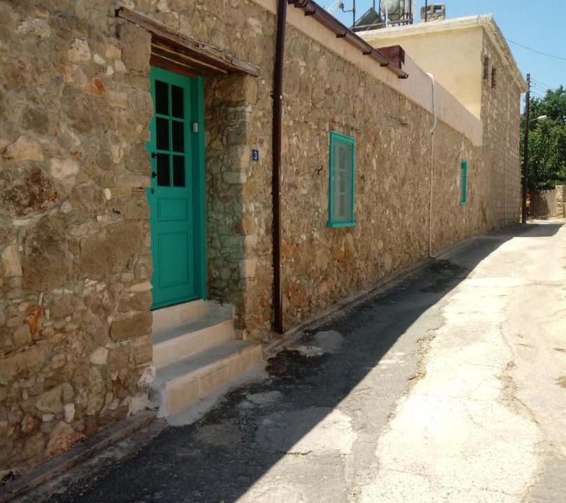 Photo of Buildings in Mesa Chorio