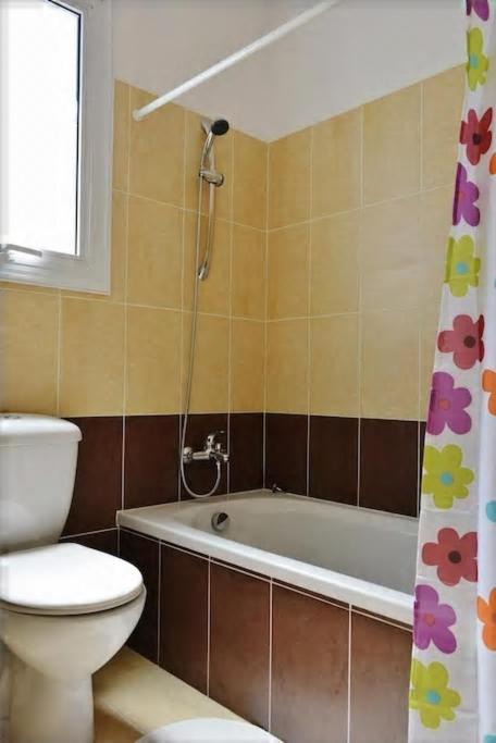 Photo of Bathroom in Pyla