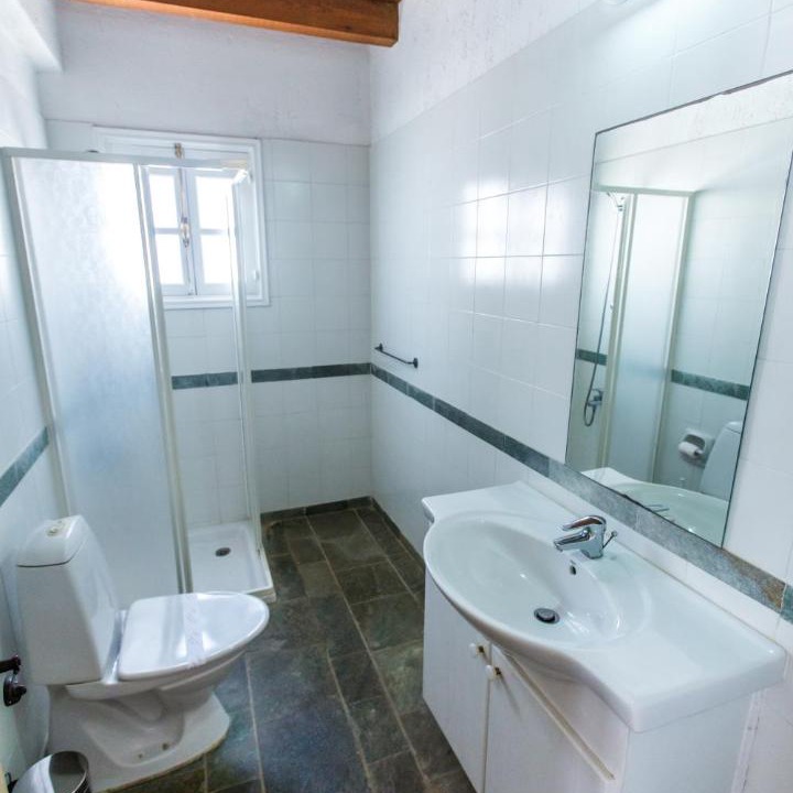 Photo of Bathroom in Pomos