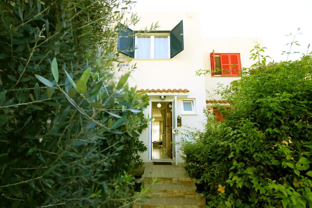 Photo of Buildings in Pegeia