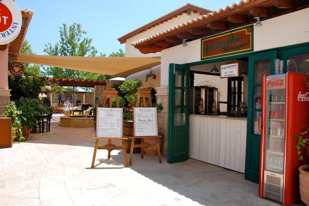 Photo of Others in Aphrodite Hills