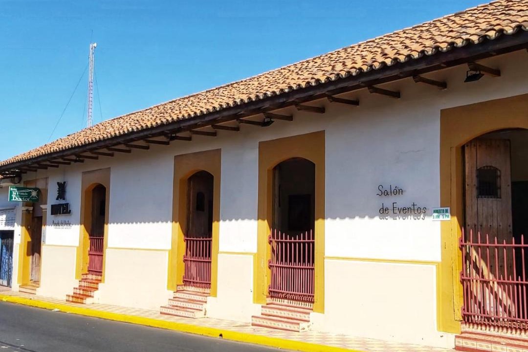 Photo of Others in Leon