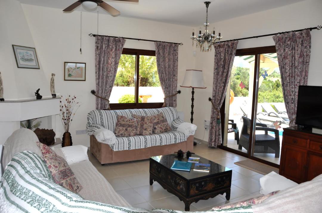 Photo of Livingroom in Latchi