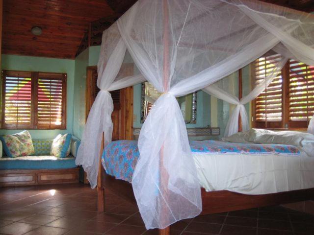 Photo of Others in Corn Island