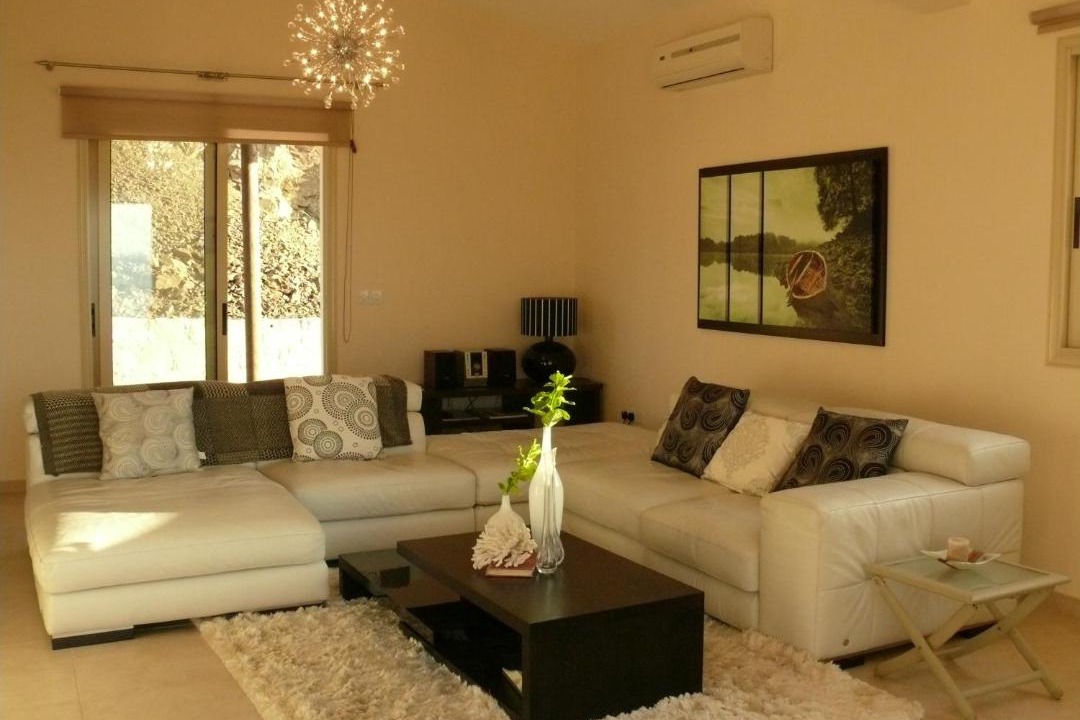 Photo of Livingroom in Pomos