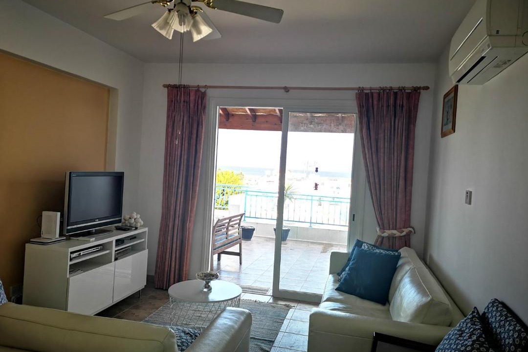 Photo of Livingroom in Latchi