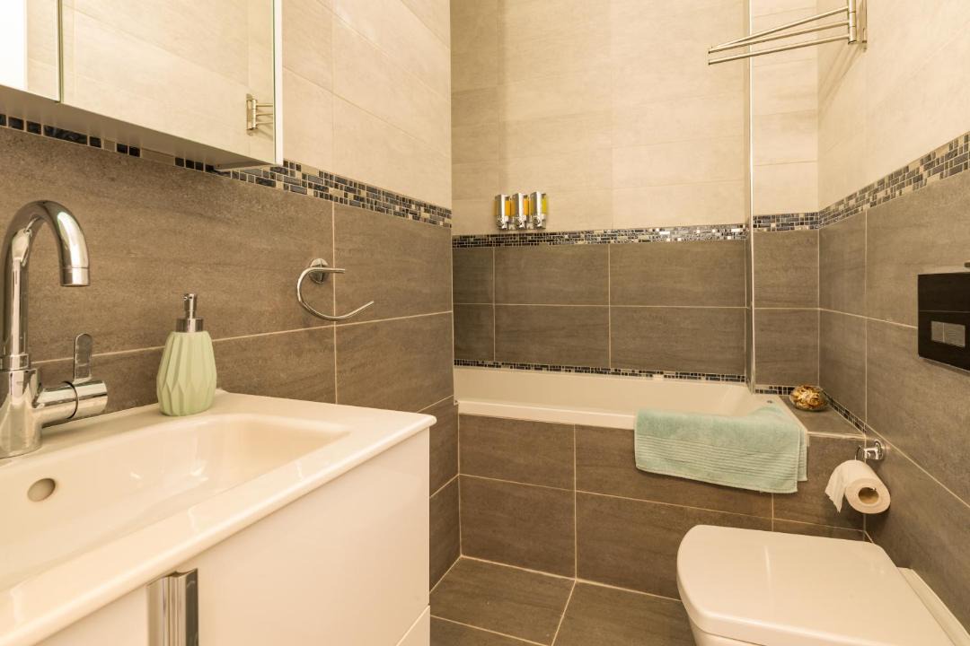 Photo of Bathroom in Universal