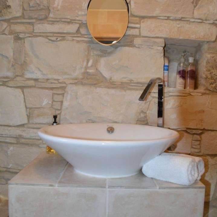 Photo of Bathroom in Koilani