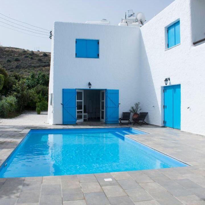 Photo of Others in Pomos