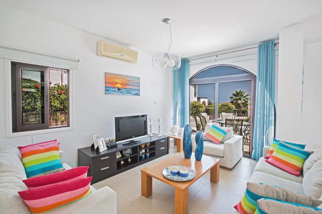 Photo of Livingroom in Cape Greko