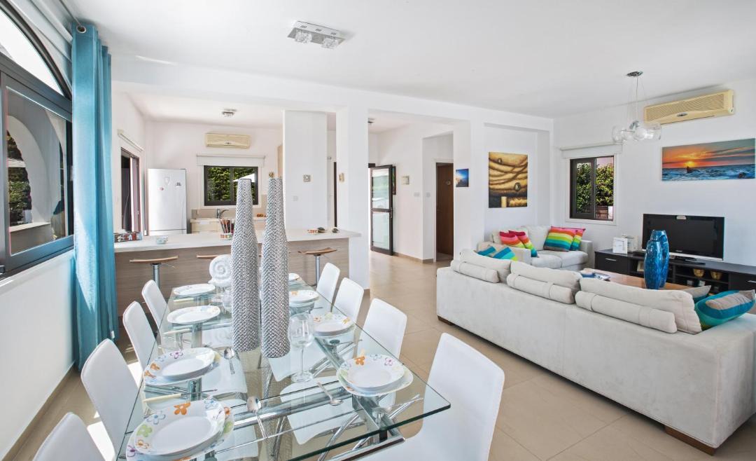 Photo of Livingroom in Cape Greko