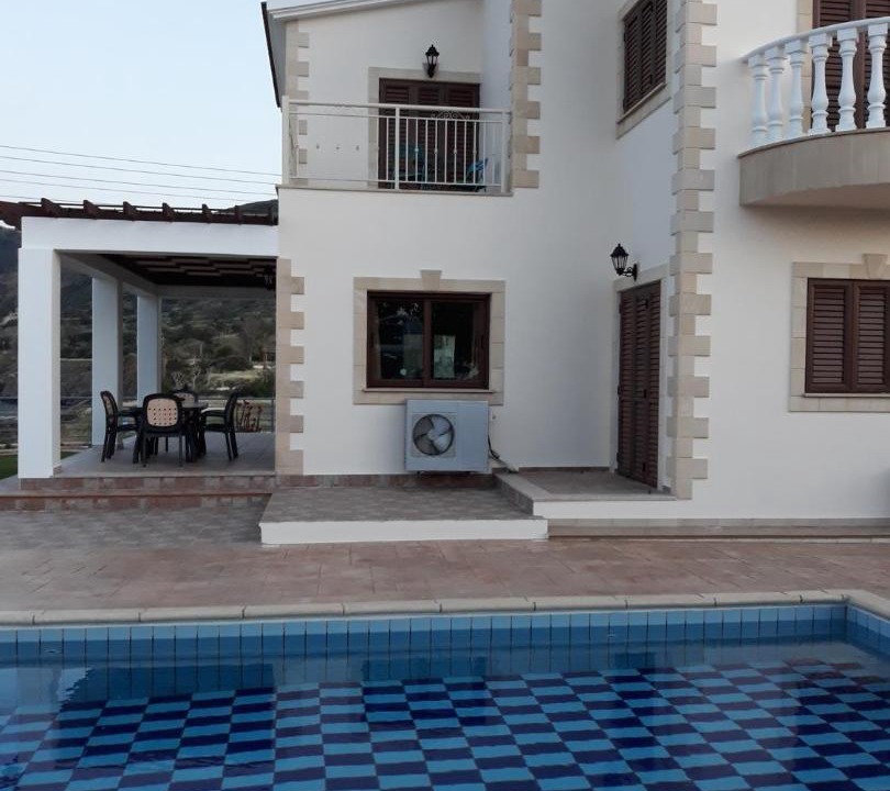 Photo of Others in Pomos