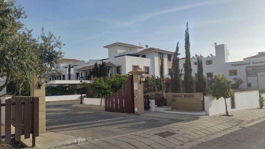 Photo of Buildings in Tersefanou