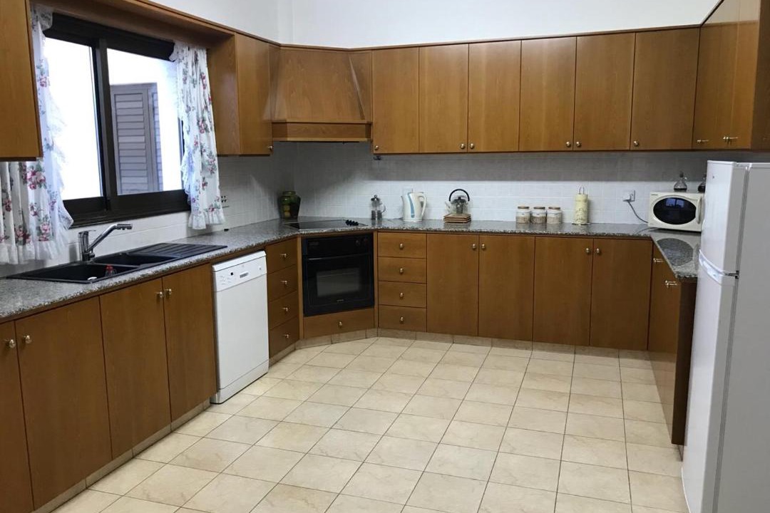 Photo of Kitchen in Peyia Town