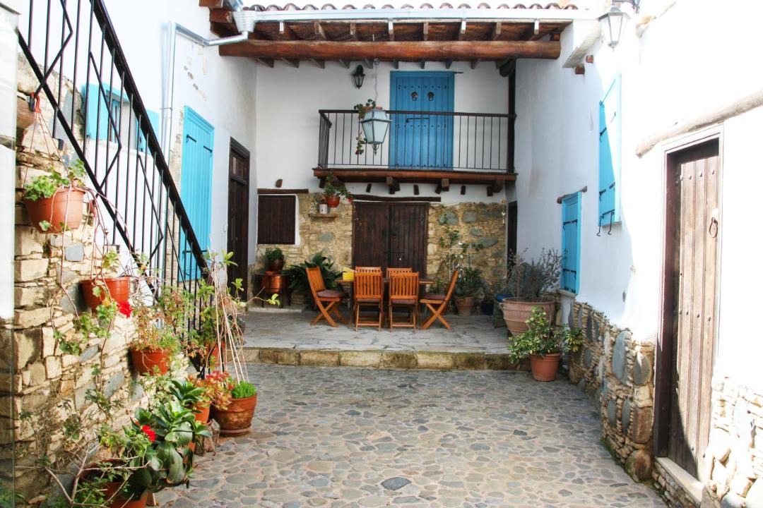Photo of Patio Balcony in Pera