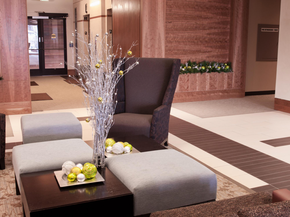 Green Bay Penthouse 1