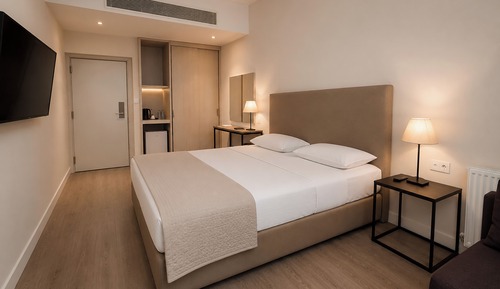 Suite, Ground Floor