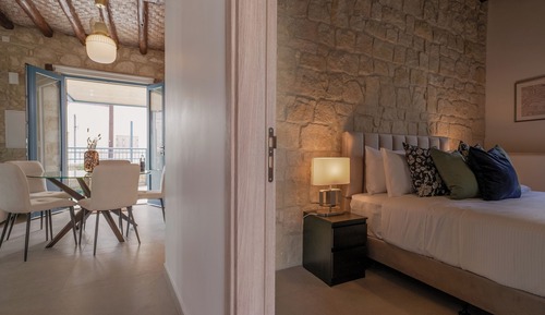 Luxury Apartment