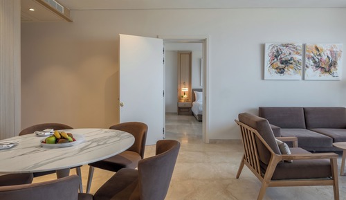 Cap One-Bedroom Suite