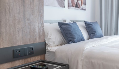 Premier Apartment