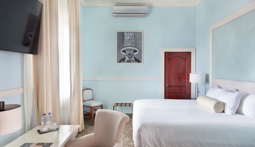 Esencia - King premium historic room