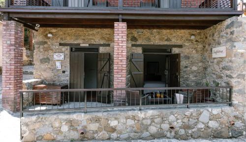 Apartment (2 Adults)