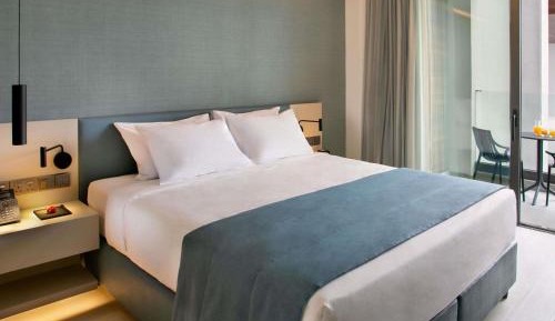 Superior Double Room with Balcony