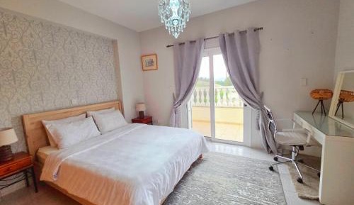 Standard Double Room with Shared Bathroom