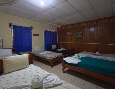 Economy Triple Room with Shared Bathroom