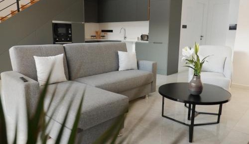 Two-Bedroom Deluxe Apartment with Balcony