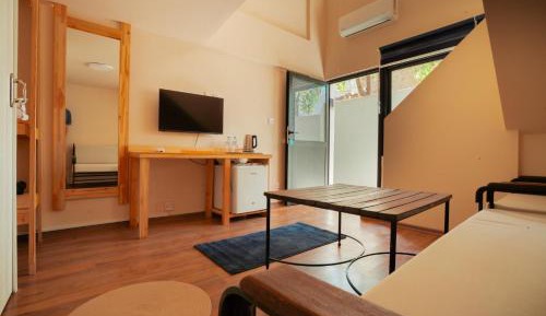 Studio with Garden View