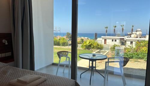 Studio Apartment with Sea View