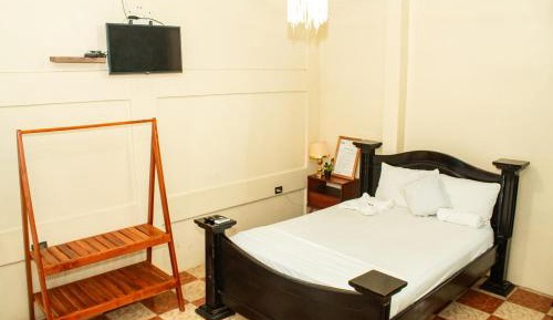 Deluxe Queen Room with Two Queen Beds