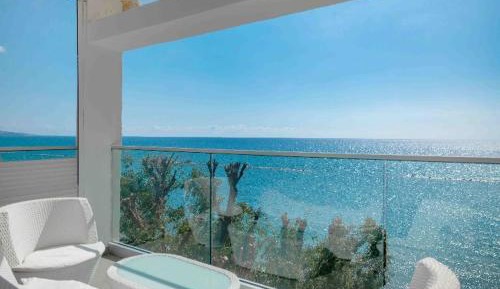 Three-Bedroom Apartment with Sea View