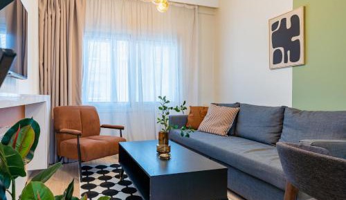 One-Bedroom Apartment with City View