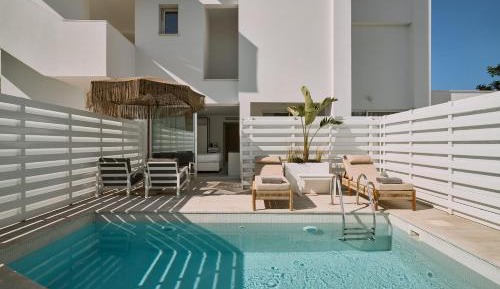 Deluxe Suite Private Pool