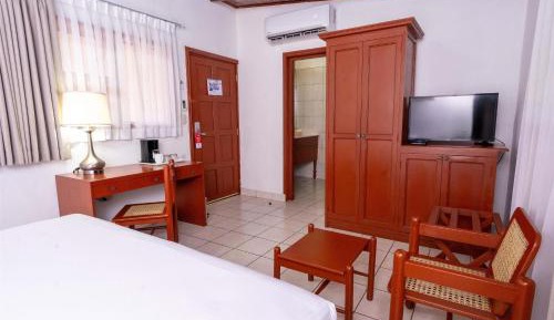 Twin Room - Non-Smoking