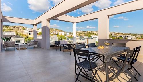 Three-Bedroom Apartment with Terrace