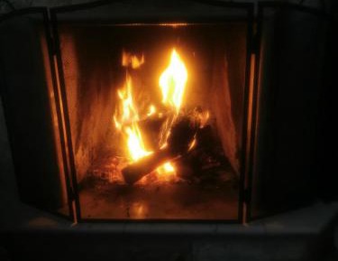 Two-Bedroom Cottage with Fireplace (Pantelis House)