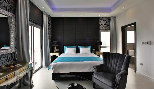 Junior Suite with Balcony