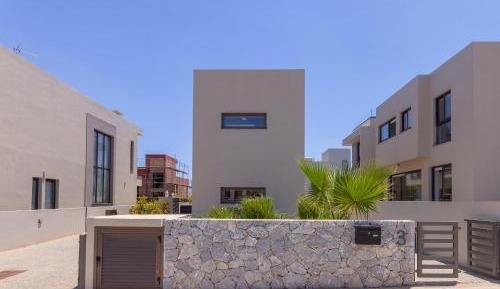 Three-Bedroom Holiday Home 