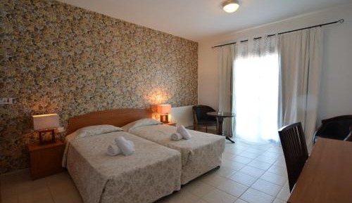 Triple Room with Sea View