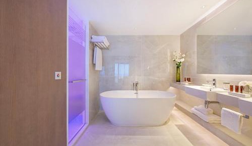 Luxury Sea View Suite