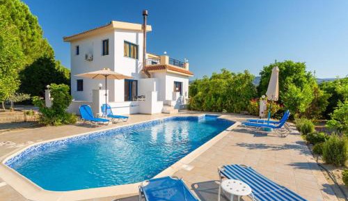  Villa with Private Pool