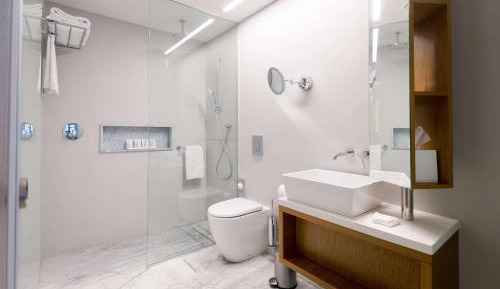 Junior Suite with Balcony and Sea View