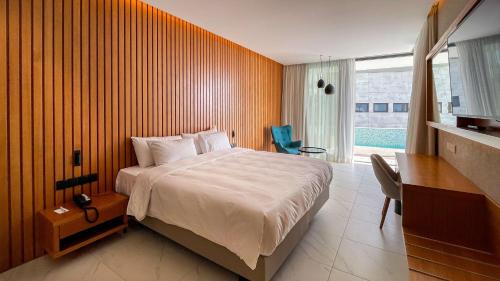 Garden Suite with Terrace and Sea View